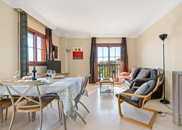 Gazules Del Sol 2458 Estepona