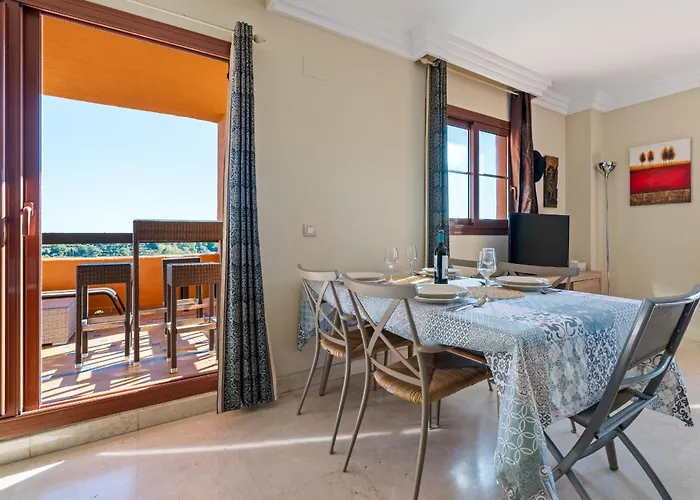 Gazules Del Sol 2458 * Estepona