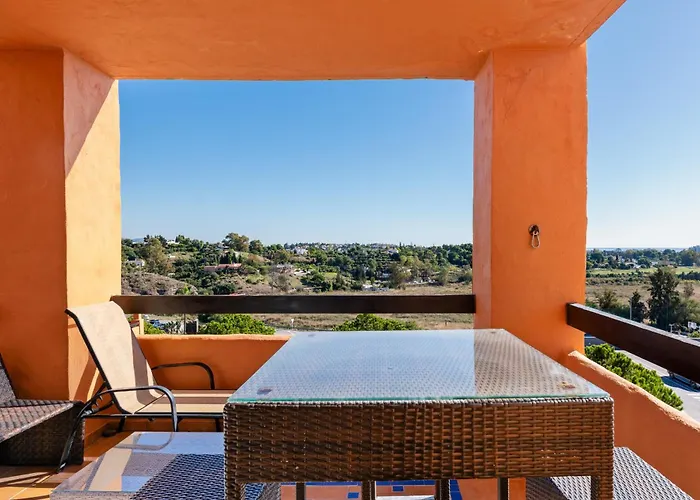 Gazules Del Sol 2458 * Estepona